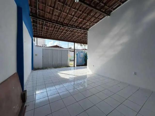 Casa / Sobrado para Venda em Natal/RN Planalto 3 Quartos