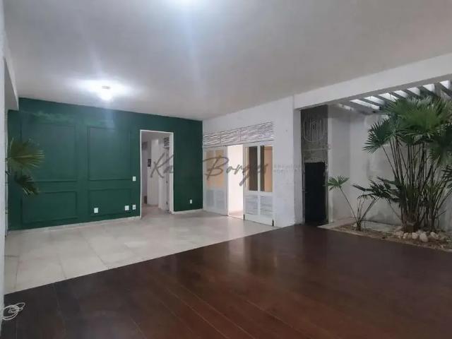Casa / Sobrado para Venda em Natal/RN Tirol 4 Quartos