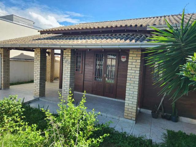 Casa / Sobrado para Venda em Navegantes/SC Centro 2 Quartos