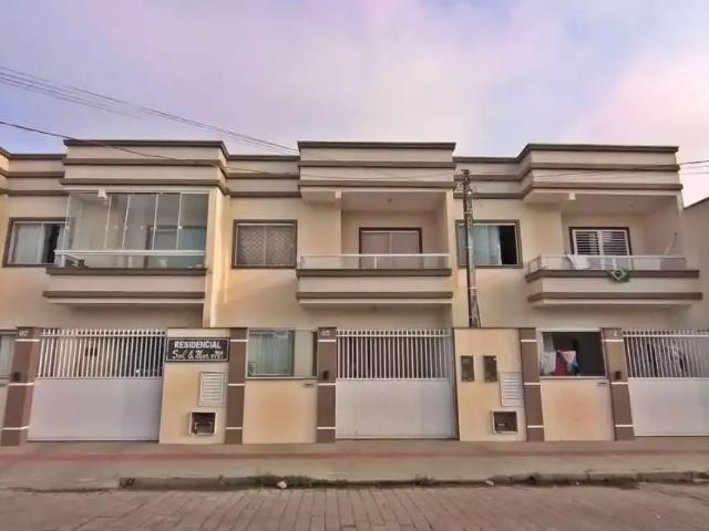 Casa / Sobrado para Venda em Navegantes/SC Centro 3 Quartos
