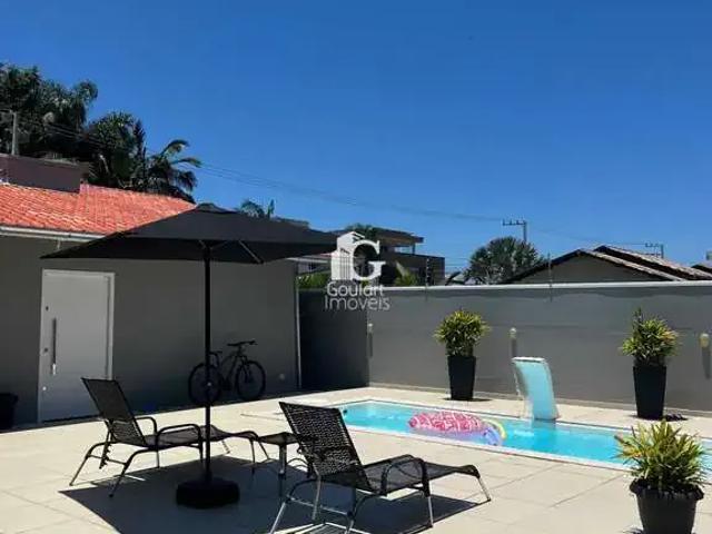 Casa / Sobrado para Venda em Navegantes/SC Centro 3 Quartos