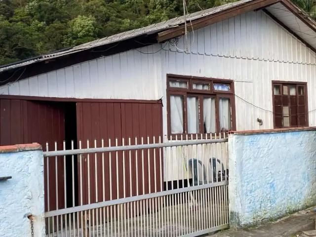 Casa / Sobrado para Venda em Navegantes/SC Gravata