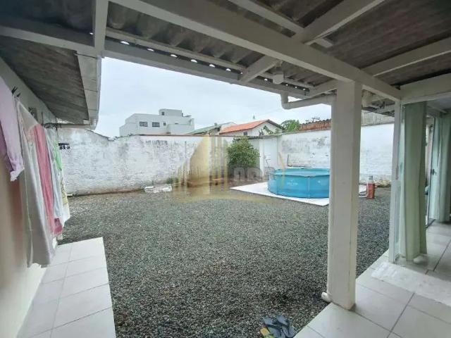 Casa / Sobrado para Venda em Navegantes/SC Gravata 3 Quartos
