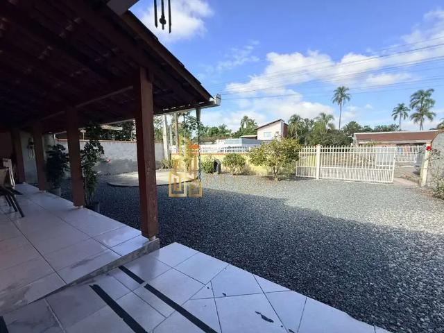 Casa / Sobrado para Venda em Navegantes/SC Gravata 3 Quartos