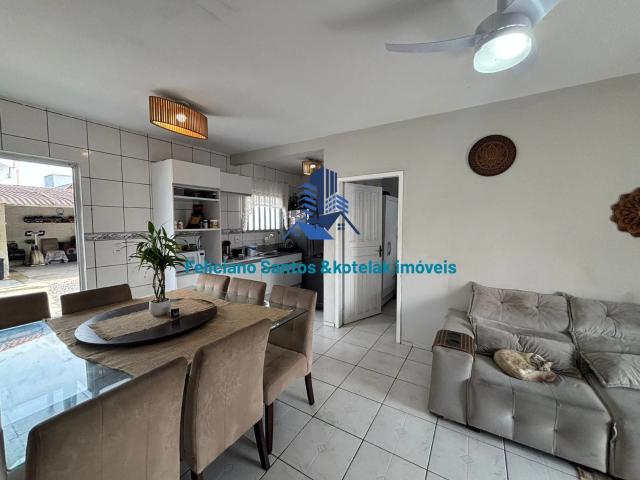 Casa / Sobrado para Venda em Navegantes/SC Gravata 3 Quartos