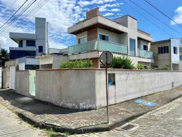 Casa / Sobrado para Venda em Navegantes/SC Meia Praia 4 Quartos
