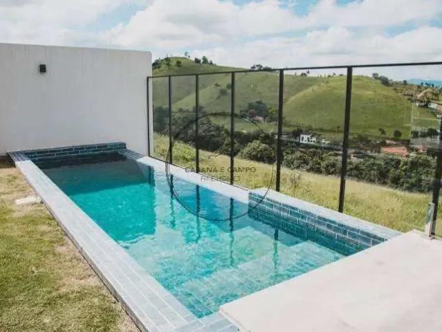 Casa / Sobrado para Venda em Nazaré Paulista/SP Vicente Nunes 3 Quartos