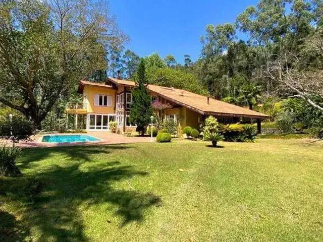 Casa / Sobrado para Venda em Nazaré Paulista/SP Centro 6 Quartos
