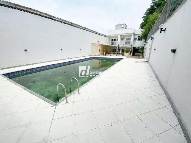 Casa / Sobrado para Venda em Nilópolis/RJ Cabuis 5 Quartos