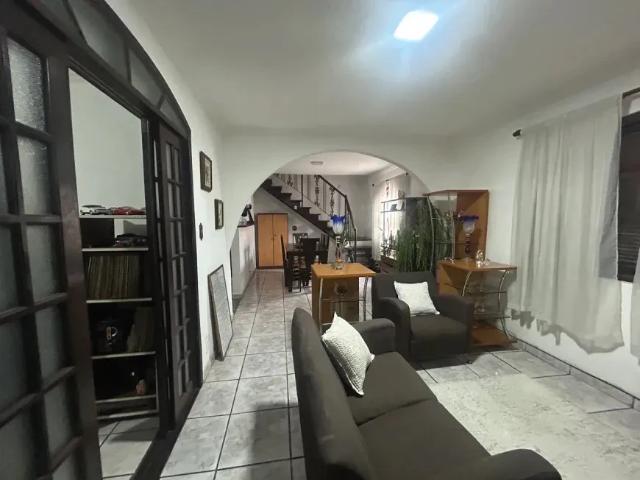 Casa / Sobrado para Venda em Nilópolis/RJ Cabral 4 Quartos