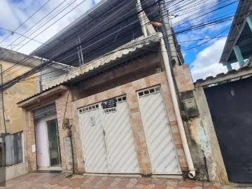 Casa / Sobrado para Venda em Nilópolis/RJ Centro 5 Quartos