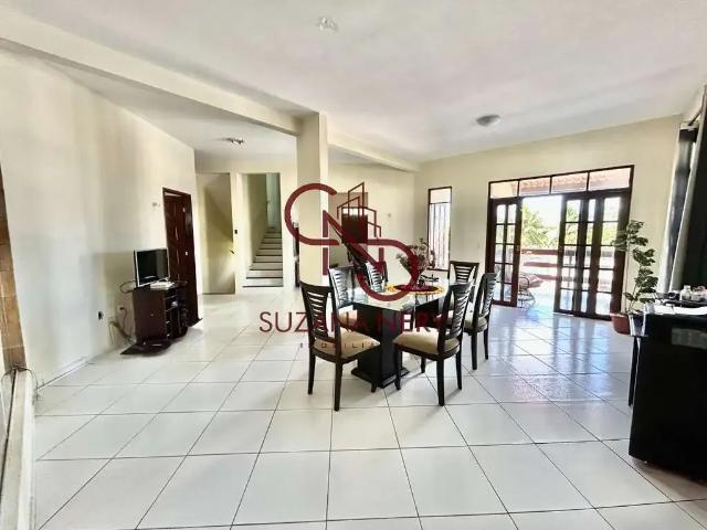 Casa / Sobrado para Venda em Nísia Floresta/RN Centro 5 Quartos