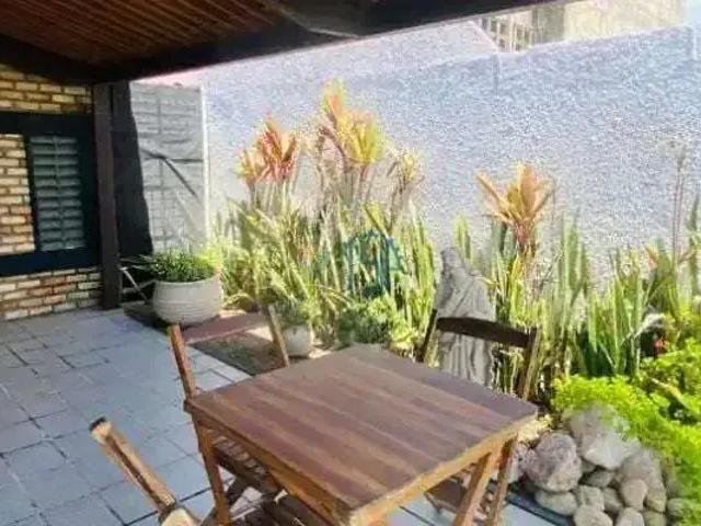 Casa / Sobrado para Venda em Nísia Floresta/RN Centro 3 Quartos