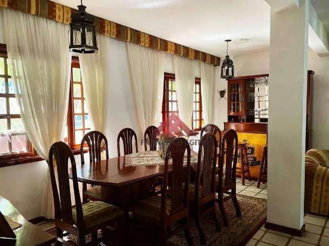 Casa / Sobrado para Venda em Niterói/RJ Camboinhas 5 Quartos