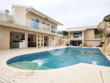 Casa / Sobrado para Venda em Niterói/RJ Camboinhas 6 Quartos