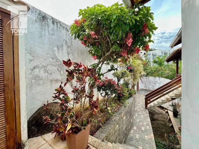 Casa / Sobrado para Venda em Niterói/RJ Camboinhas 2 Quartos