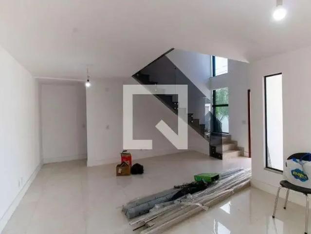 Casa / Sobrado para Venda em Niterói/RJ Cantagalo 4 Quartos