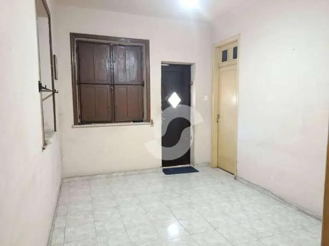 Casa / Sobrado para Venda em Niterói/RJ Centro 2 Quartos
