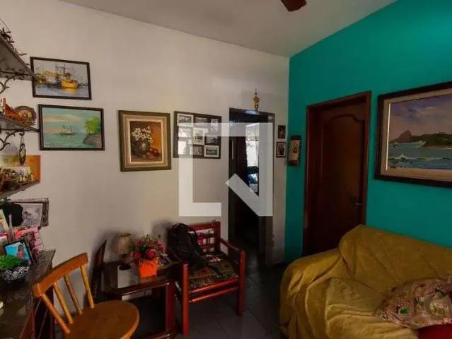 Casa / Sobrado para Venda em Niterói/RJ Barreto 2 Quartos