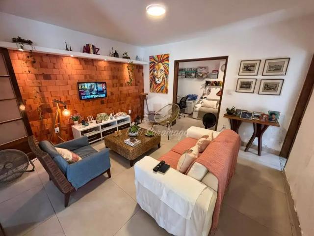 Casa / Sobrado para Venda em Niterói/RJ Engenho do Mato 2 Quartos