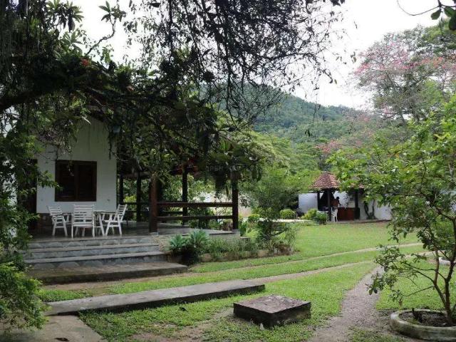 Casa / Sobrado para Venda em Niterói/RJ Engenho do Mato 3 Quartos