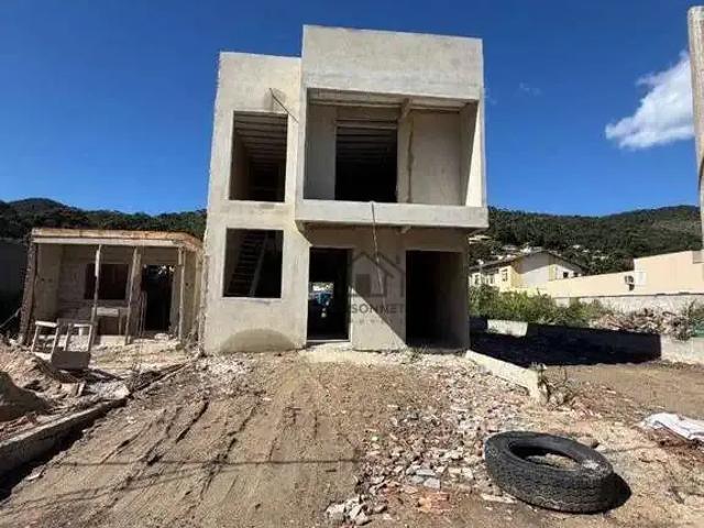 Casa / Sobrado para Venda em Niterói/RJ Engenho do Mato 3 Quartos