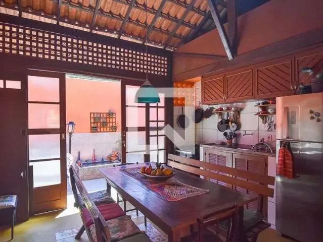 Casa / Sobrado para Venda em Niterói/RJ Engenho do Mato 3 Quartos