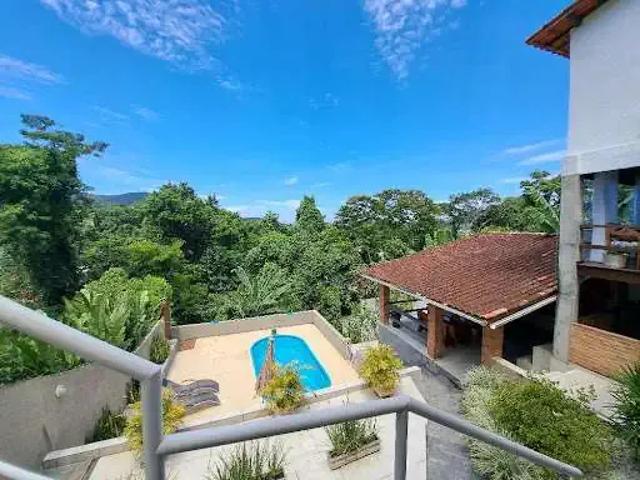 Casa / Sobrado para Venda em Niterói/RJ Engenho do Mato 4 Quartos