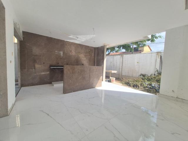 Casa / Sobrado para Venda em Niterói/RJ Engenho do Mato 4 Quartos