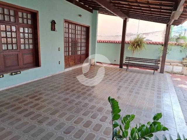 Casa / Sobrado para Venda em Niterói/RJ Fonseca 4 Quartos