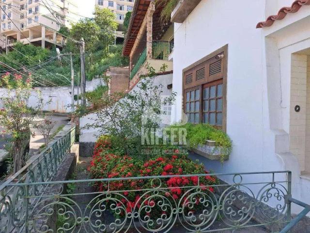 Casa / Sobrado para Venda em Niterói/RJ Fonseca 6 Quartos