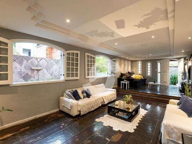 Casa / Sobrado para Venda em Niterói/RJ Fonseca 7 Quartos