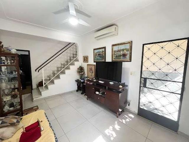 Casa / Sobrado para Venda em Niterói/RJ Fonseca 3 Quartos