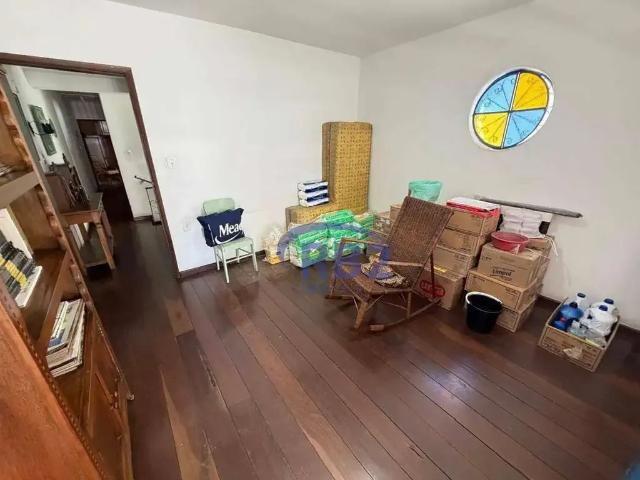 Casa / Sobrado para Venda em Niterói/RJ Ingá 4 Quartos