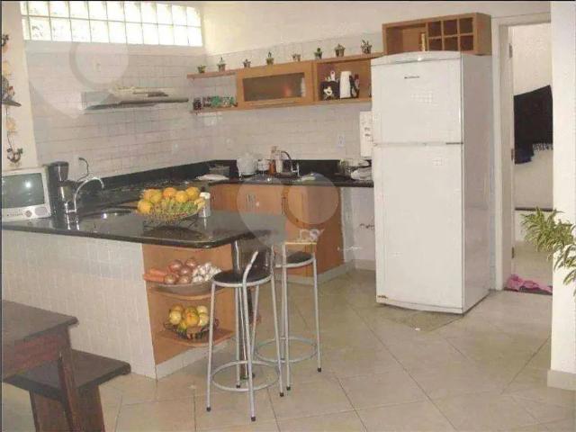 Casa / Sobrado para Venda em Niterói/RJ Ingá 4 Quartos