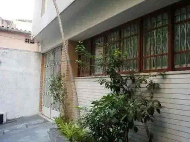 Casa / Sobrado para Venda em Niterói/RJ Ingá 4 Quartos