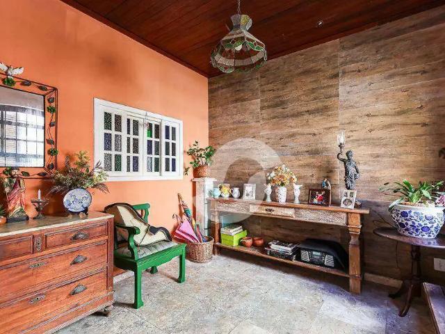 Casa / Sobrado para Venda em Niterói/RJ Ingá 6 Quartos