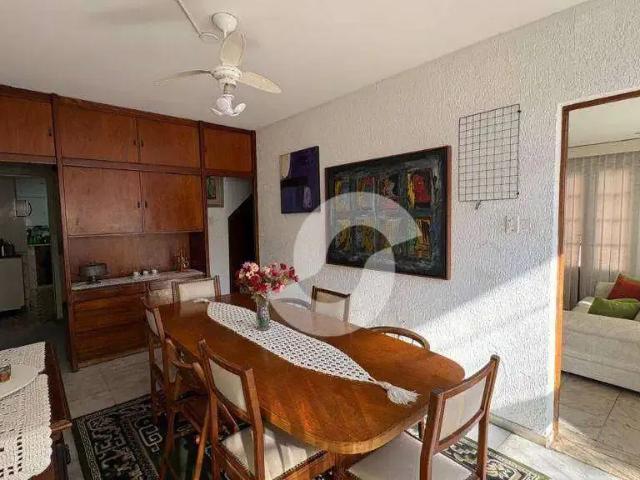 Casa / Sobrado para Venda em Niterói/RJ Icaraí 4 Quartos