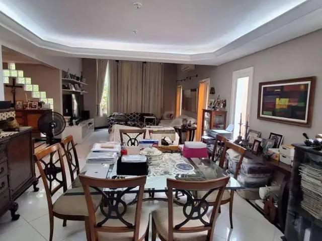 Casa / Sobrado para Venda em Niterói/RJ Itacoatiara 3 Quartos