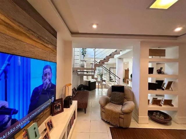 Casa / Sobrado para Venda em Niterói/RJ Itacoatiara 4 Quartos