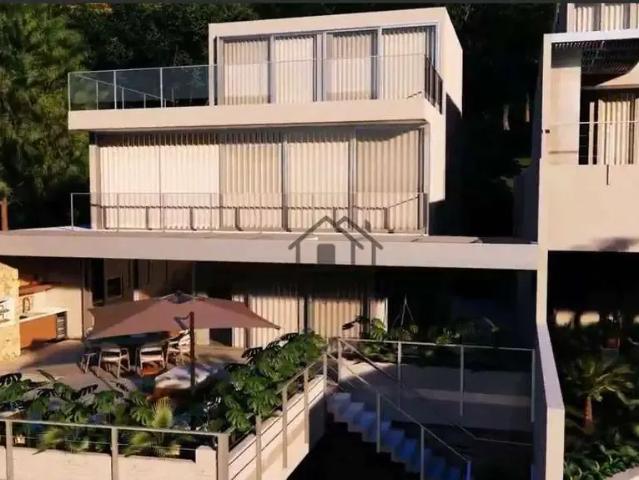 Casa / Sobrado para Venda em Niterói/RJ Itacoatiara 4 Quartos