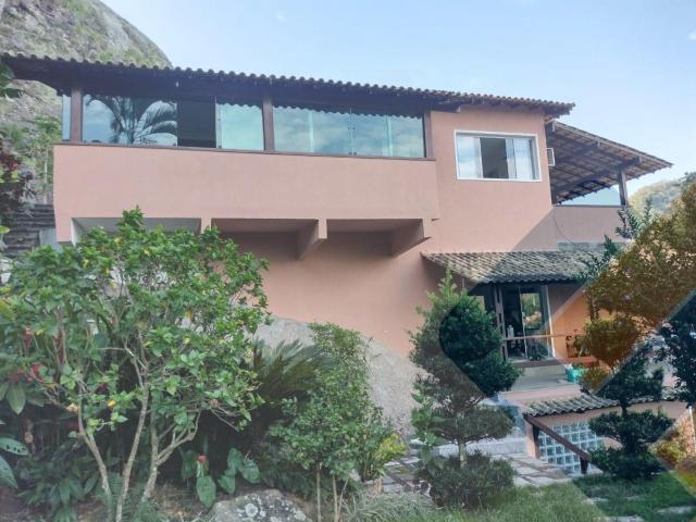 Casa / Sobrado para Venda em Niterói/RJ Itacoatiara 4 Quartos