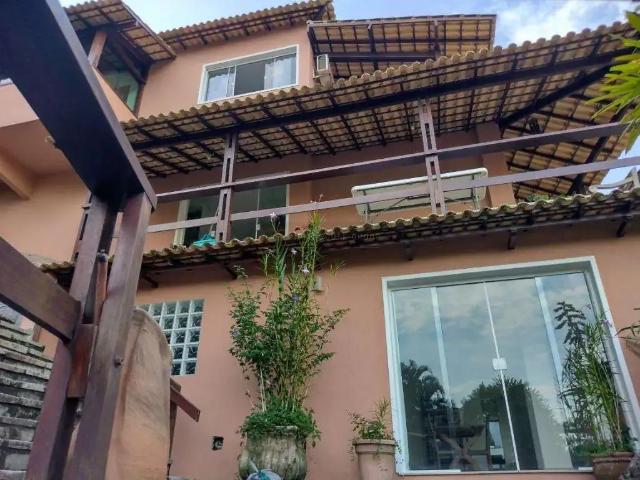 Casa / Sobrado para Venda em Niterói/RJ Itacoatiara 4 Quartos