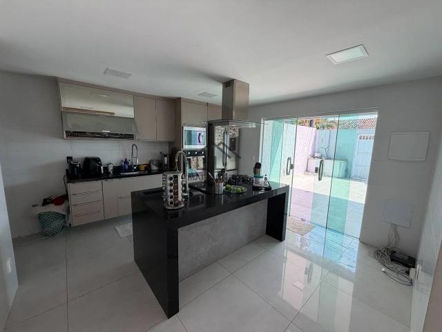 Casa / Sobrado para Venda em Niterói/RJ Itaipu 2 Quartos