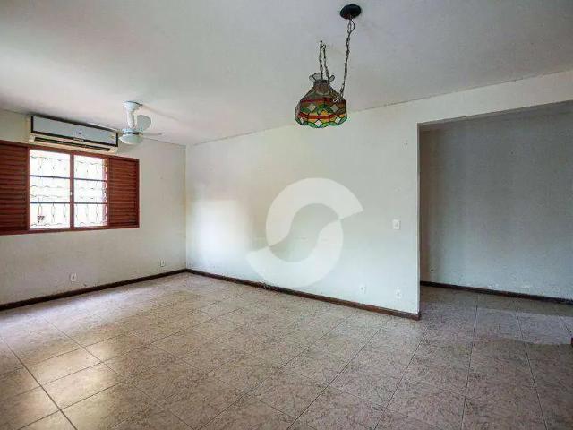 Casa / Sobrado para Venda em Niterói/RJ Itaipu 4 Quartos