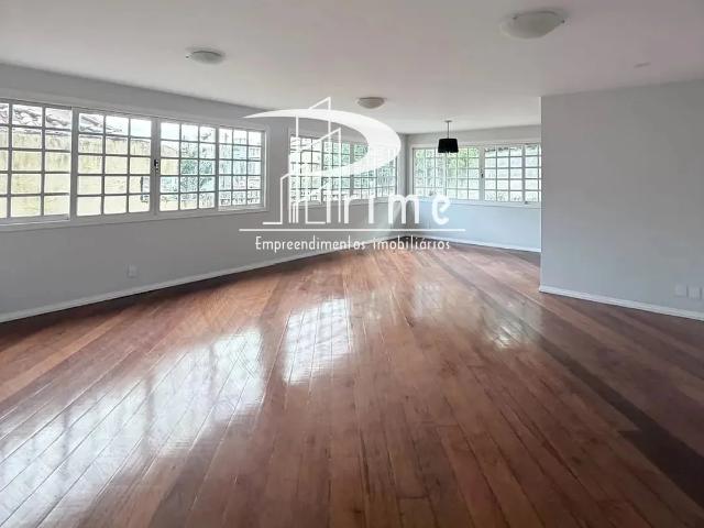 Casa / Sobrado para Venda em Niterói/RJ Itaipu 5 Quartos