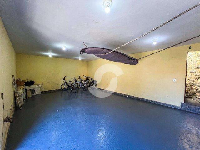 Casa / Sobrado para Venda em Niterói/RJ Jardim Imbuí 4 Quartos
