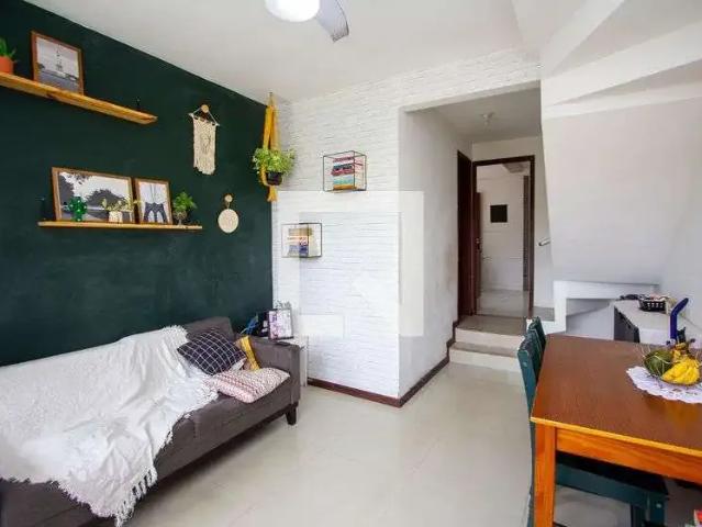 Casa / Sobrado para Venda em Niterói/RJ Largo do Barradas 2 Quartos