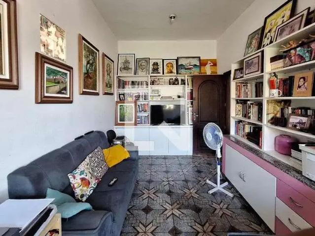 Casa / Sobrado para Venda em Niterói/RJ Largo do Barradas 2 Quartos