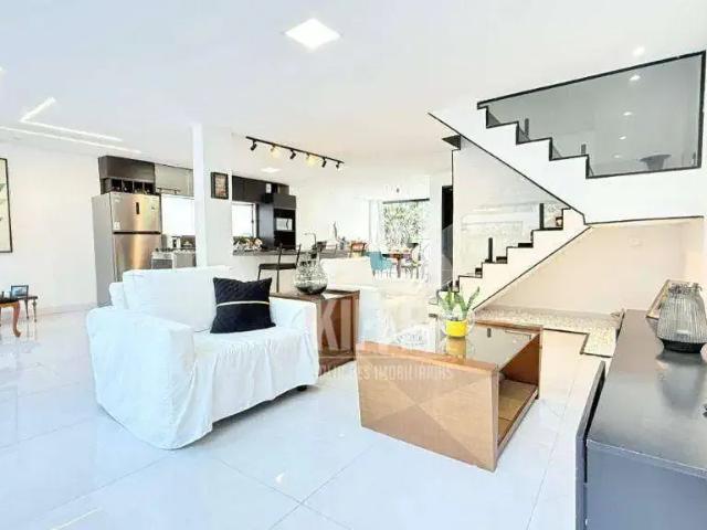 Casa / Sobrado para Venda em Niterói/RJ Pendotiba 4 Quartos